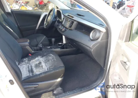 2017 Toyota Rav4 Le z USA, uszkodzony, nr VIN JTMBFREV2HJ141531